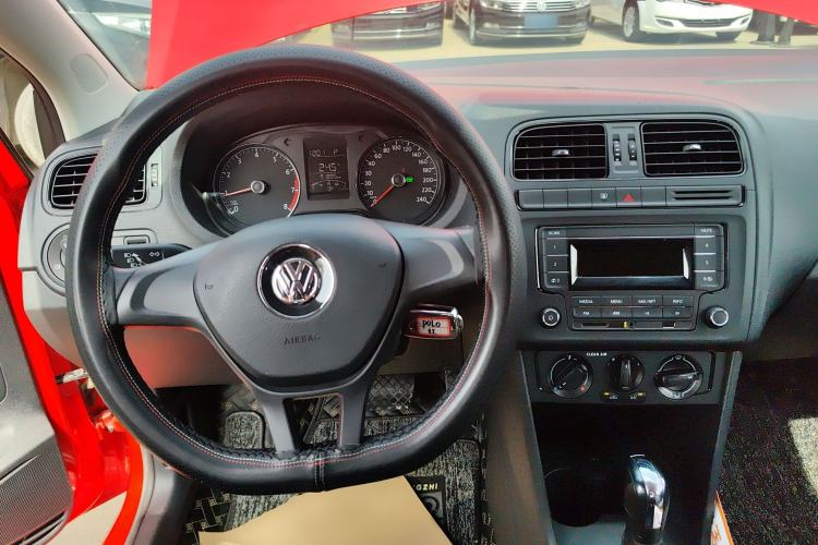 Used Volkswagen Polo 2016 1.4L Automatic Trendy Model Center Console