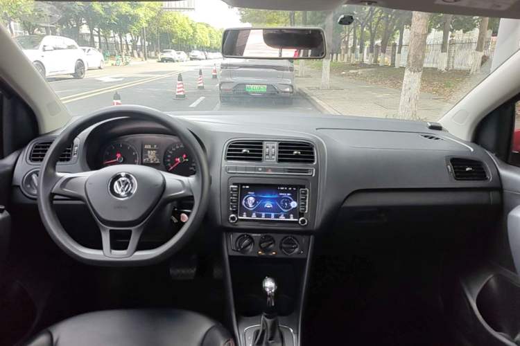 Used Volkswagen Polo 2016 1.4L Automatic Trendy Model Center Console