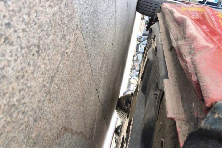 Used Volkswagen Polo 2016 1.6L Automatic Comfort Model Chassis Front Right