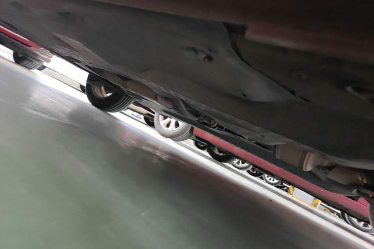 Used Volkswagen Polo 2016 1.6L Automatic Comfort Model Chassis Front Right