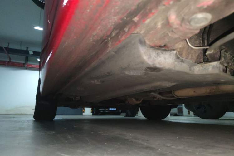 Used Volkswagen Polo 2016 1.6L Automatic Comfort Model Chassis Rear Left