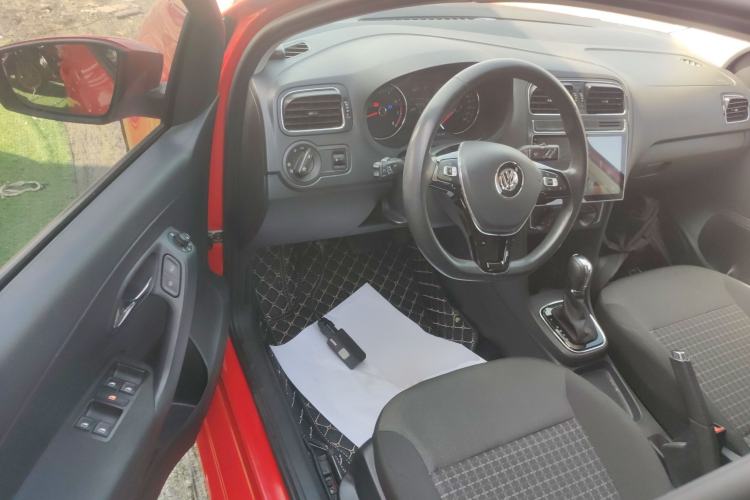 Used Volkswagen Polo 2016 1.6L Automatic Comfort Model Driver Seat