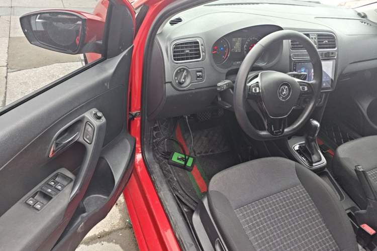 Used Volkswagen Polo 2016 1.6L Automatic Comfort Model Driver Seat