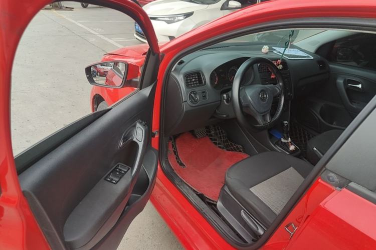 Used Volkswagen Polo 2016 1.4L Automatic Trendy Model Driver Seat