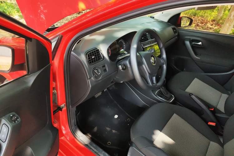 Used Volkswagen Polo 2016 1.4L Automatic Trendy Model Driver Seat
