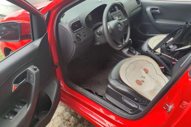 Used Volkswagen Polo 2016 1.4L Automatic Trendy Model Driver Seat