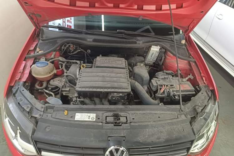 Used Volkswagen Polo 2016 1.6L Automatic Comfort Model Engine Bay