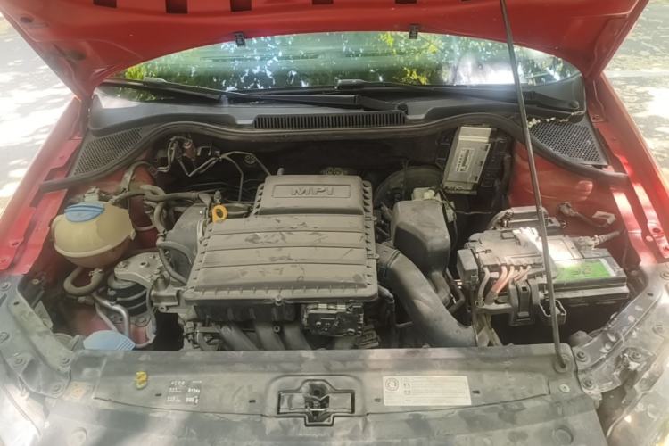 Used Volkswagen Polo 2016 1.6L Automatic Comfort Model Engine Bay