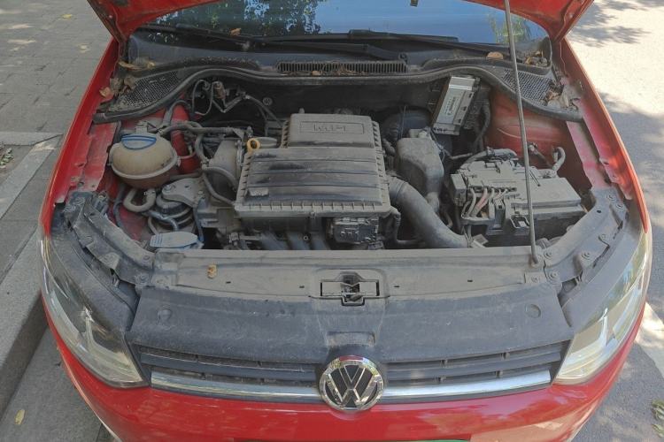 Used Volkswagen Polo 2016 1.6L Automatic Comfort Model Engine Bay