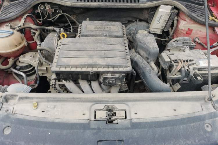 Used Volkswagen Polo 2016 1.6L Automatic Comfort Model Engine Bay