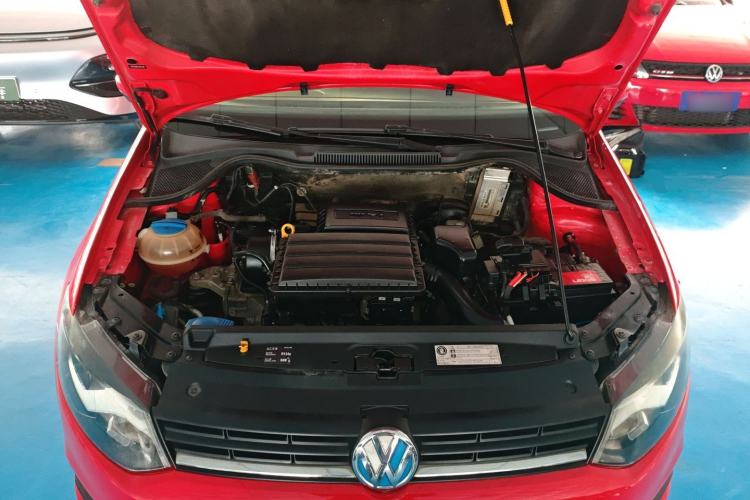 Used Volkswagen Polo 2016 1.4L Automatic Trendy Model Engine Bay
