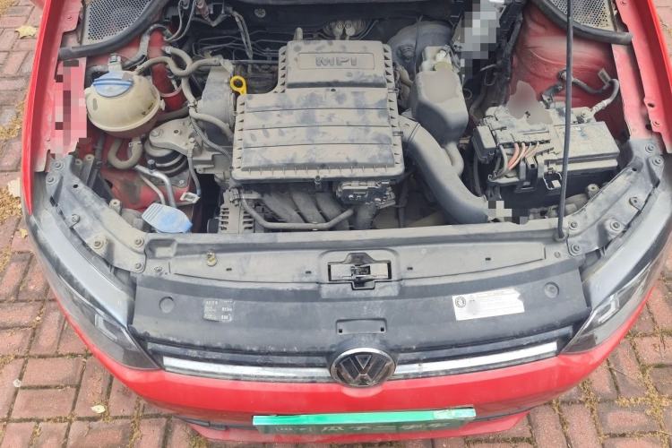 Used Volkswagen Polo 2016 1.4L Manual Fashion Model Engine Bay