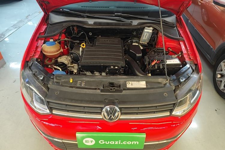 Used Volkswagen Polo 2016 1.6L Automatic Comfort Model Engine Bay