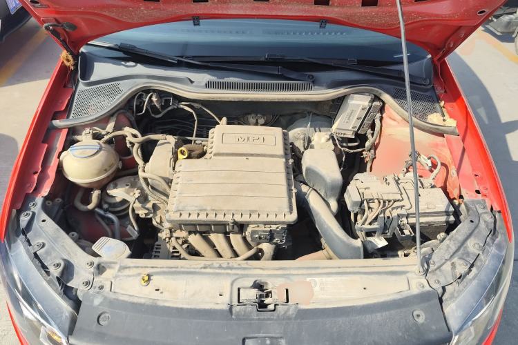Used Volkswagen Polo 2016 1.4L Manual Fashion Model Engine Bay