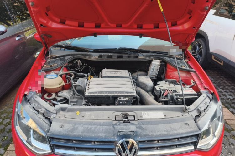 Used Volkswagen Polo 2016 1.6L Automatic Comfort Model Engine Bay