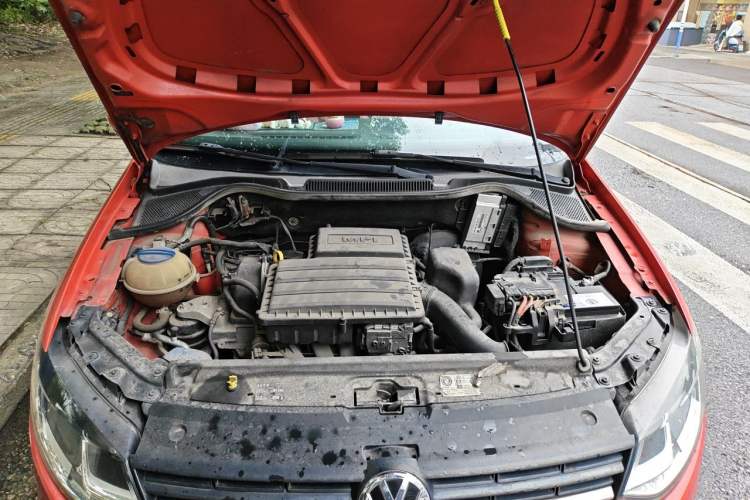 Used Volkswagen Polo 2016 1.6L Automatic Comfort Model Engine Bay
