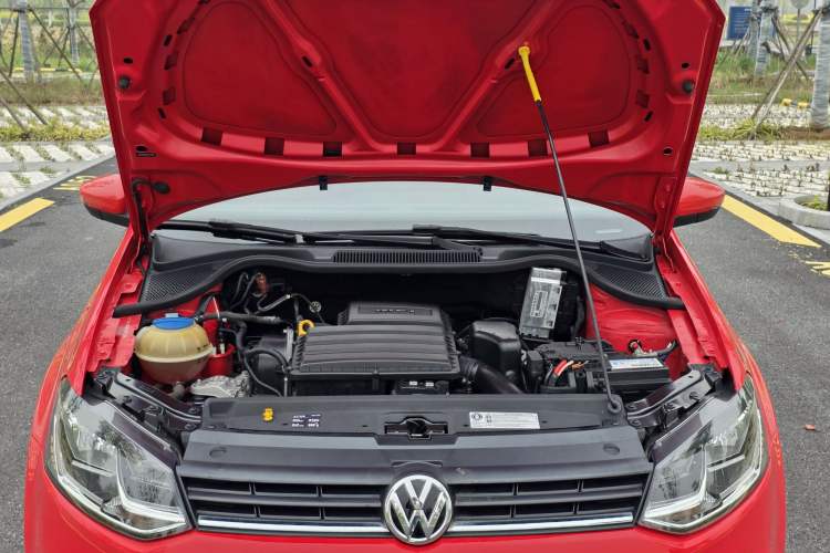 Used Volkswagen Polo 2016 1.6L Automatic Comfort Model Engine Bay