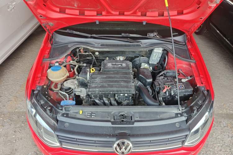 Used Volkswagen Polo 2016 1.6L Automatic Comfort Model Engine Bay