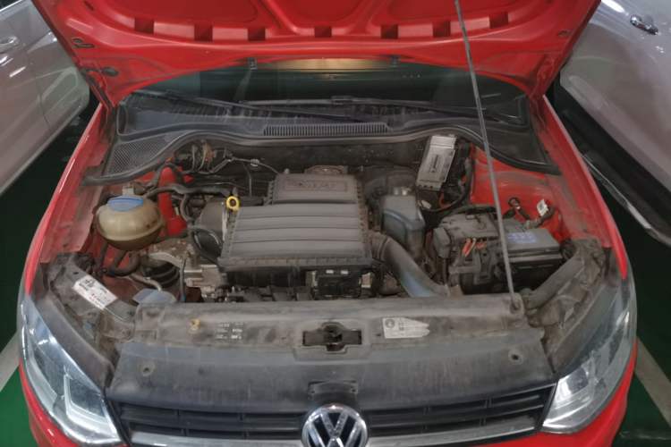 Used Volkswagen Polo 2016 1.6L Automatic Comfort Model Engine Bay