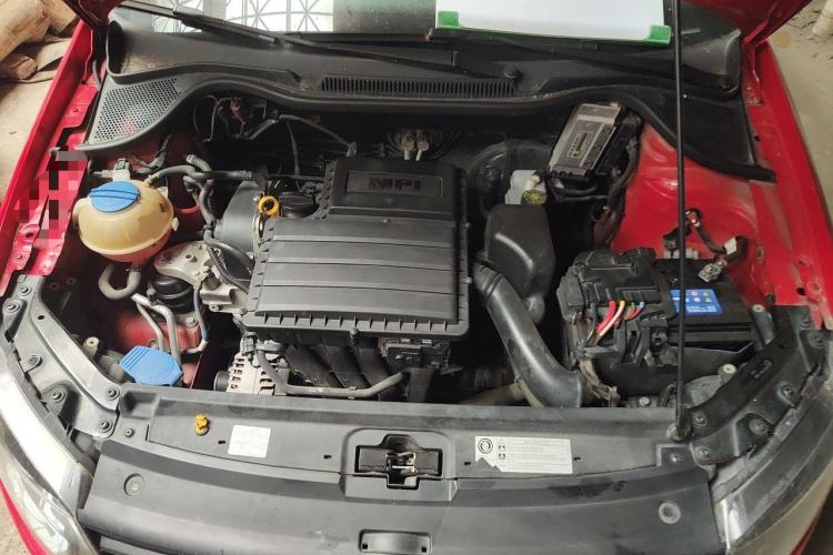 Used Volkswagen Polo 2016 1.4L Manual Fashion Model Engine Bay