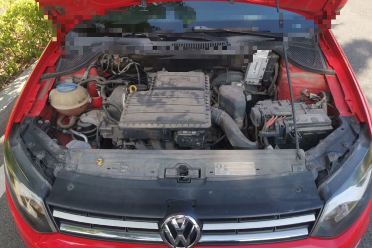 Used Volkswagen Polo 2016 1.4L Manual Fashion Model Engine Bay