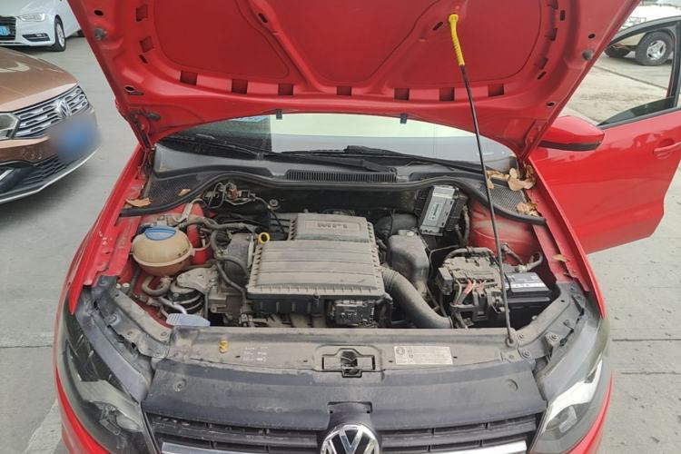 Used Volkswagen Polo 2016 1.4L Automatic Trendy Model Engine Bay