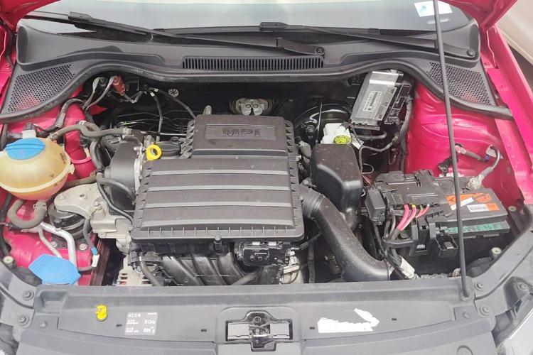 Used Volkswagen Polo 2016 1.4L Manual Fashion Model Engine Bay