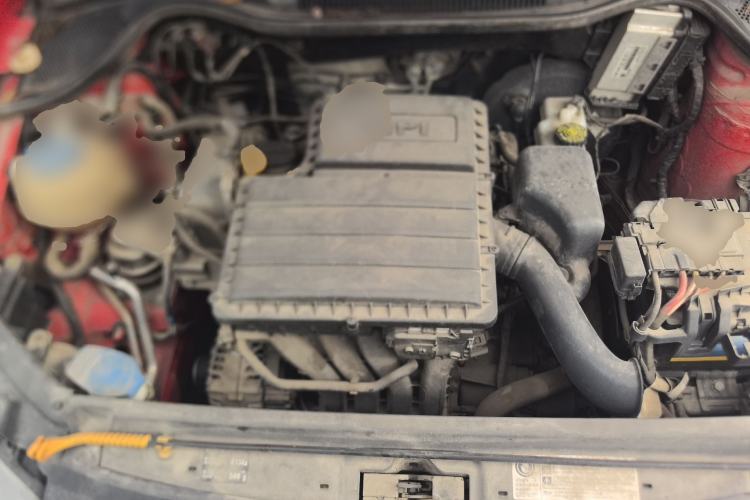 Used Volkswagen Polo 2016 1.4L Manual Fashion Model Engine Bay