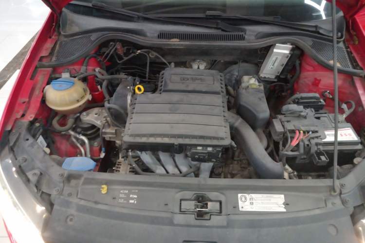 Used Volkswagen Polo 2016 1.6L Automatic Comfort Model Engine Bay