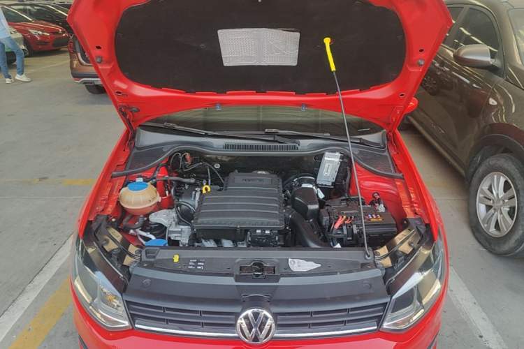 Used Volkswagen Polo 2016 1.6L Automatic Comfort Model Engine Bay