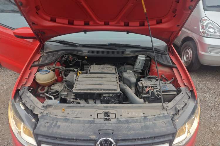 Used Volkswagen Polo 2016 1.6L Automatic Comfort Model Engine Bay