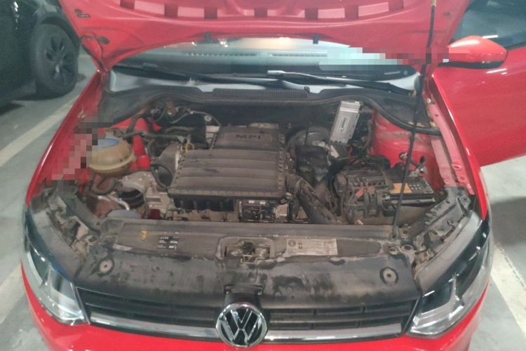 Used Volkswagen Polo 2016 1.6L Automatic Comfort Model Engine Bay
