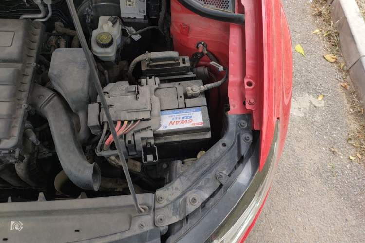 Used Volkswagen Polo 2016 1.6L Automatic Comfort Model Engine Bay Left