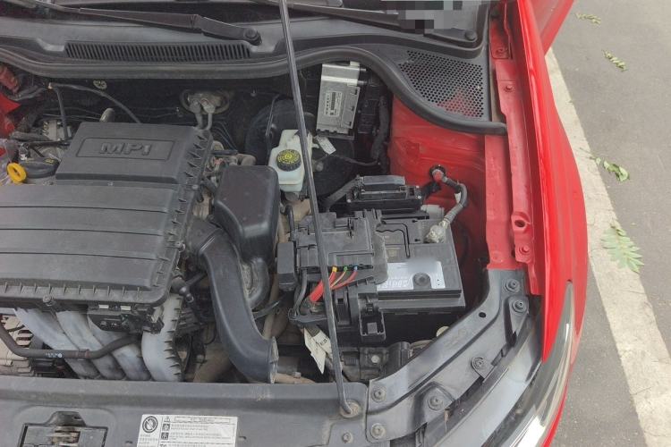 Used Volkswagen Polo 2016 1.6L Automatic Comfort Model Engine Bay Left
