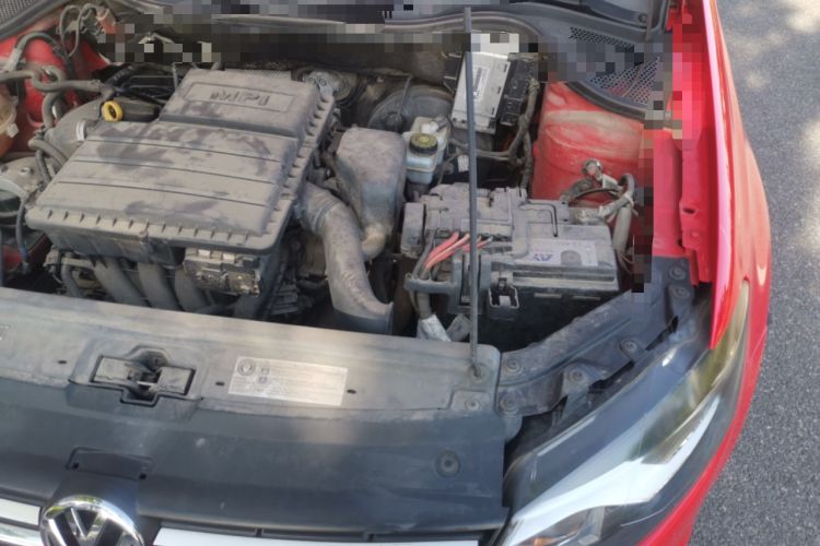 Used Volkswagen Polo 2016 1.4L Manual Fashion Model Engine Bay Left