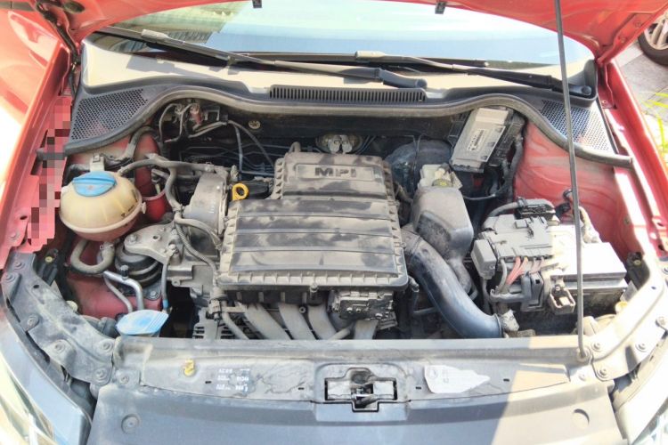 Used Volkswagen Polo 2016 1.6L Automatic Comfort Model Engine Bay