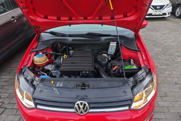 Used Volkswagen Polo 2016 1.6L Automatic Comfort Model Engine Bay
