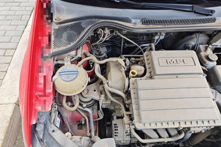 Used Volkswagen Polo 2016 1.6L Automatic Comfort Model Engine Bay Right