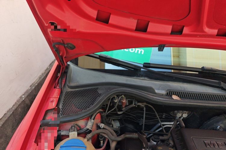 Used Volkswagen Polo 2016 1.4L Manual Fashion Model Engine Bay Right