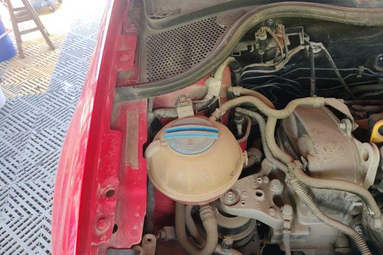 Used Volkswagen Polo 2016 1.4L Automatic Trendy Model Engine Bay Right
