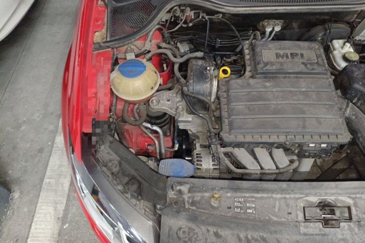 Used Volkswagen Polo 2016 1.6L Automatic Comfort Model Engine Bay Right