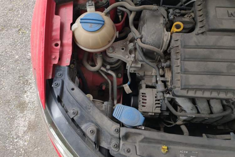 Used Volkswagen Polo 2016 1.6L Automatic Comfort Model Engine Bay Right
