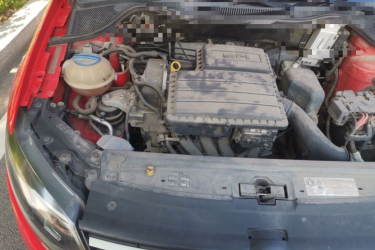Used Volkswagen Polo 2016 1.4L Manual Fashion Model Engine Bay Right