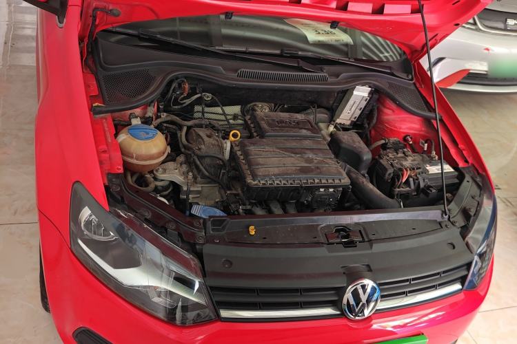 Used Volkswagen Polo 2016 1.4L Automatic Trendy Model Engine Bay