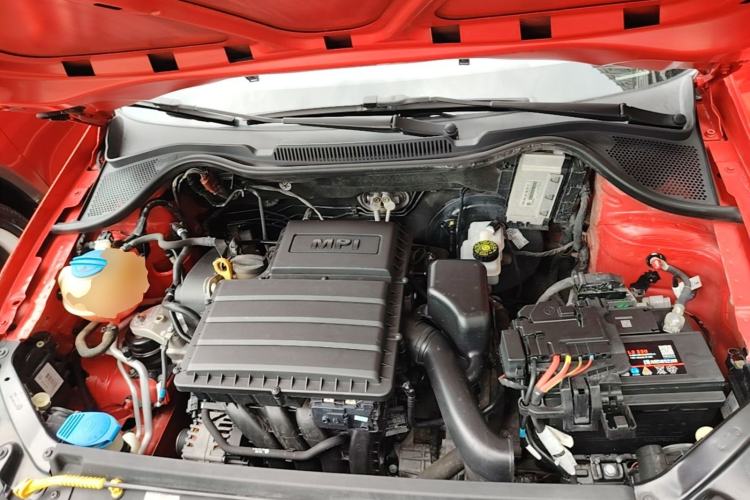 Used Volkswagen Polo 2016 1.6L Automatic Comfort Model Engine Bay