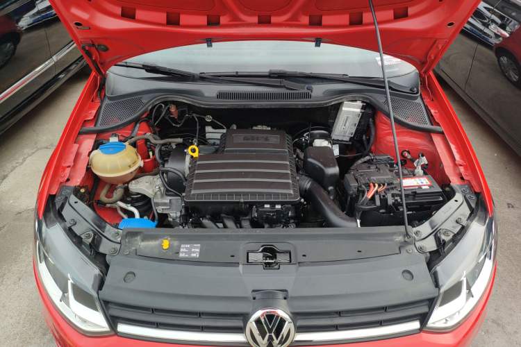 Used Volkswagen Polo 2016 1.6L Automatic Comfort Model Engine Bay