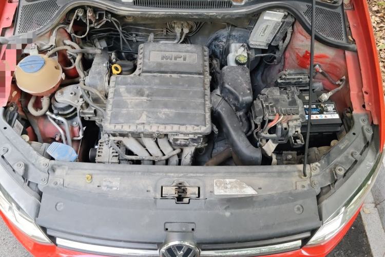 Used Volkswagen Polo 2016 1.6L Automatic Comfort Model Engine Bay