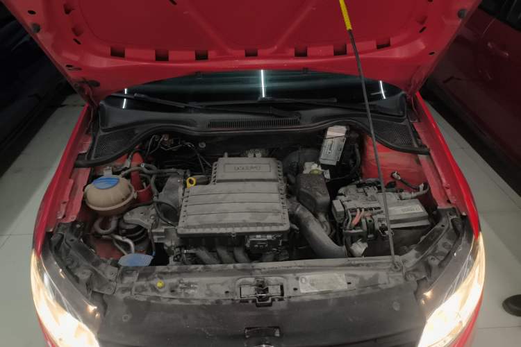Used Volkswagen Polo 2016 1.6L Automatic Comfort Model Engine Bay