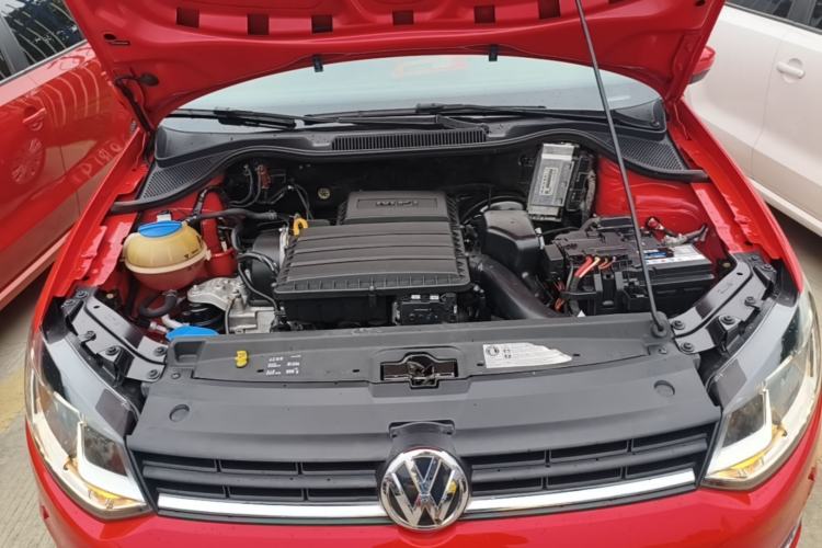 Used Volkswagen Polo 2016 1.6L Automatic Comfort Model Engine Bay