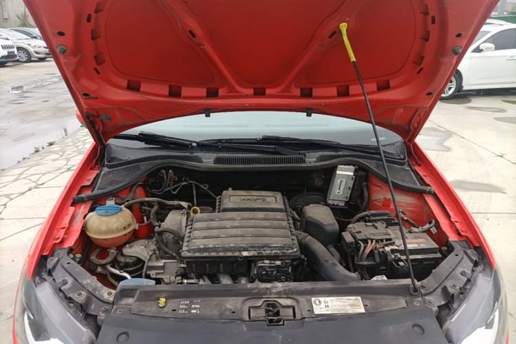 Used Volkswagen Polo 2016 1.4L Automatic Trendy Model Engine Bay